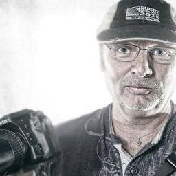 Singingwithlight avatar