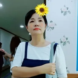 white-rose avatar