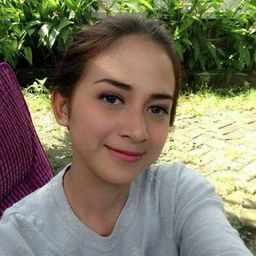 yanna05 avatar
