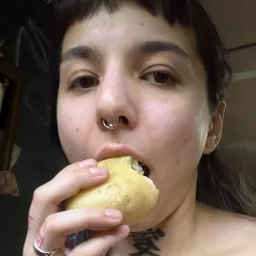 V avatar