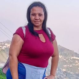 Yoly B. avatar