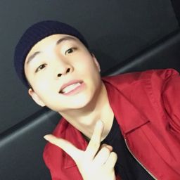 YUNS avatar